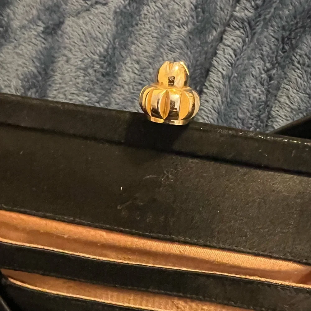 Vintage Koret Handbag Purse with gold tone clasp - Picture 4 of 10